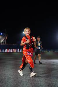 BIB: 100
                            <button type="button" onclick="openModal(19599108)" class="btn btn-primary btn-sm float-right btn-popup" data-toggle="modal" data-target=".modal-high-quality">
                        <i class="fas fa-shopping-cart"></i> Add to Cart
                    </button>
                                            <button type="button" onclick="isThisMe(19599108, true)" class="btn btn-success btn-sm float-right btn-popup btn-isme hidden" data-toggle="tooltip" data-placement="bottom" title="นี่คือรูปของคุณใช่ไหม คลิกที่นี่เพื่อเอาเข้าอัลบั้ม">
                        <i class="fas fa-plus"></i> Add to album
                    </button>
                    <button type="button" onclick="isThisMe(19599108, false)" class="btn btn-warning btn-sm float-right btn-popup btn-isnotme hidden">
                        <i class="fas fa-ban"></i> Remove from album
                    </button>